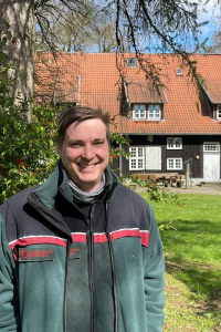 robin-clasen-wpz-siedenholz-hausleitung-verkleinert Kommandoübergabe - Waldpädagogikzentrum Ostheide - Haus Siedenholz